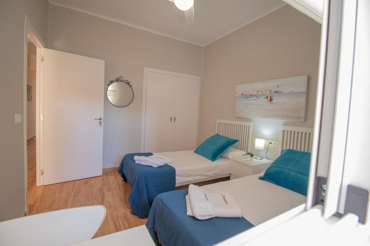 C102 - Huge And Stylish 5 Bedroom By The Center Málaga Dış mekan fotoğraf