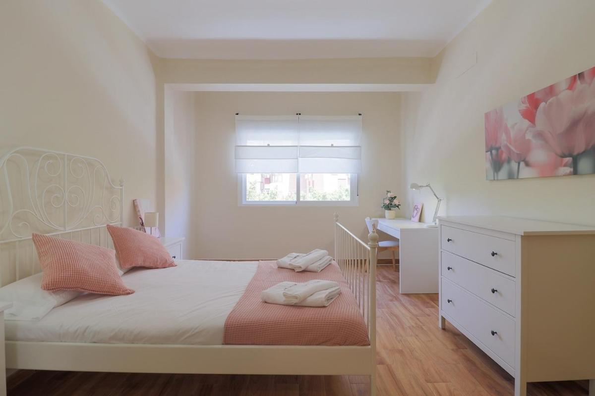 C102 - Huge And Stylish 5 Bedroom By The Center Málaga Dış mekan fotoğraf