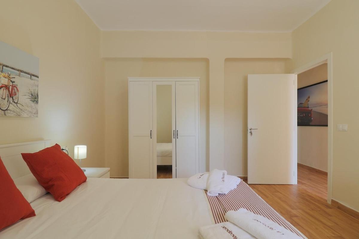 C102 - Huge And Stylish 5 Bedroom By The Center Málaga Dış mekan fotoğraf